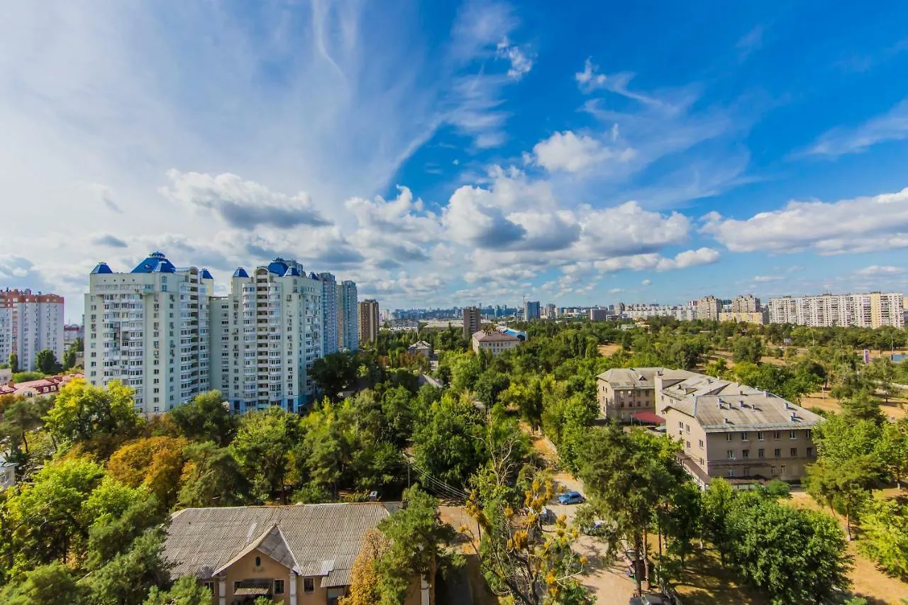 Super View, Luxury Apartment Near Chernihiv Metro. Kiev 0*,  Ucraina