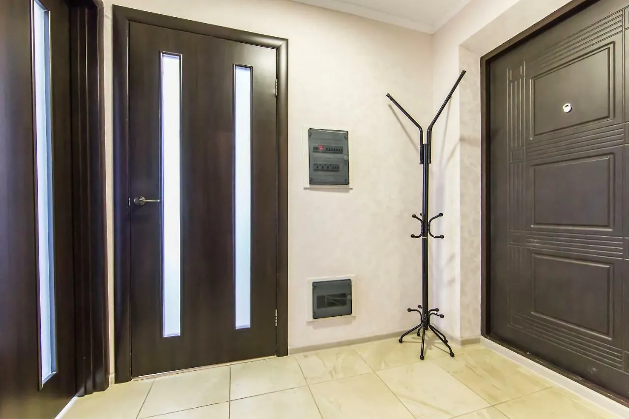 Super View, Luxury Apartment Near Chernihiv Metro. Kijów 0*,  Ukraina