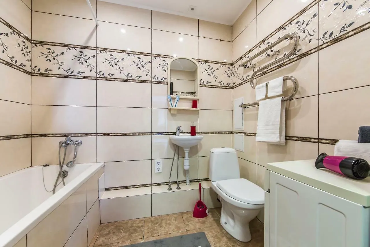Super View, Luxury Apartment Near Chernihiv Metro. Kijów 0*,