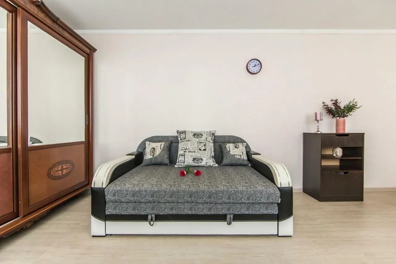 Super View, Luxury Apartment Near Chernihiv Metro. Kyiv