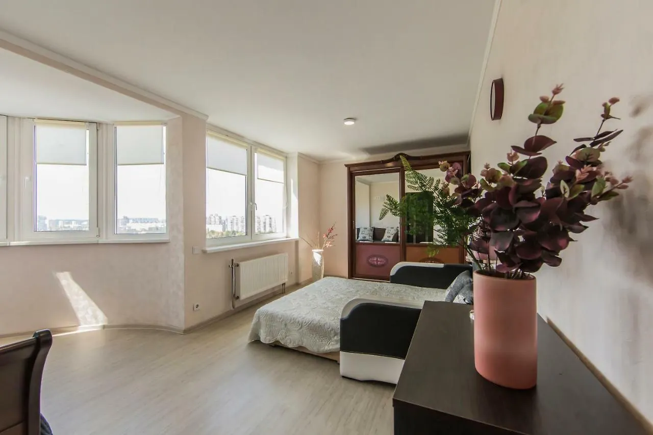 Super View, Luxury Apartment Near Chernihiv Metro. Киев